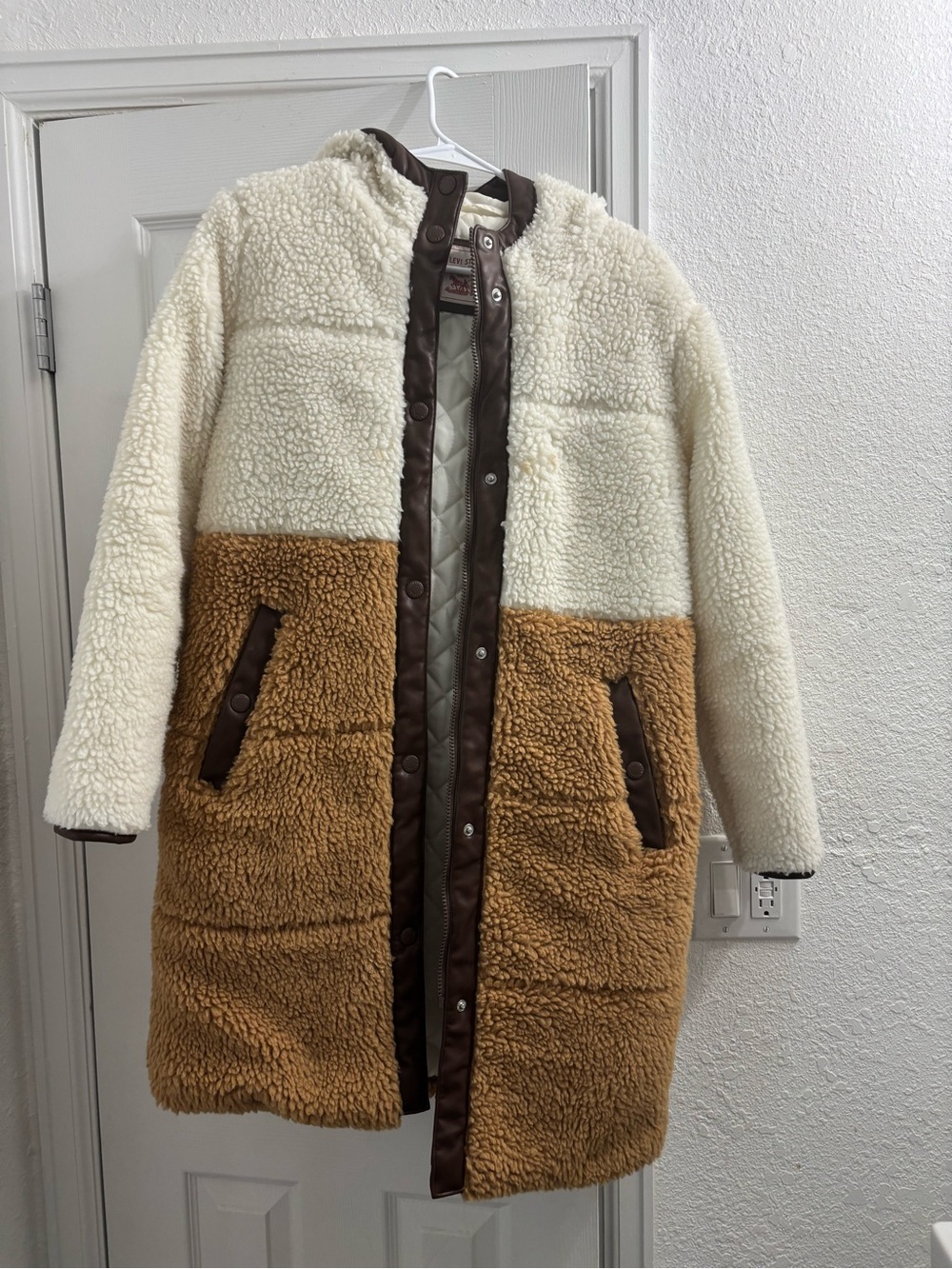 Levi's Women's Full Length Sherpa Quilted Parka Jacket (fits like a S)